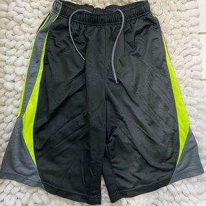 Nike athletic shorts XL